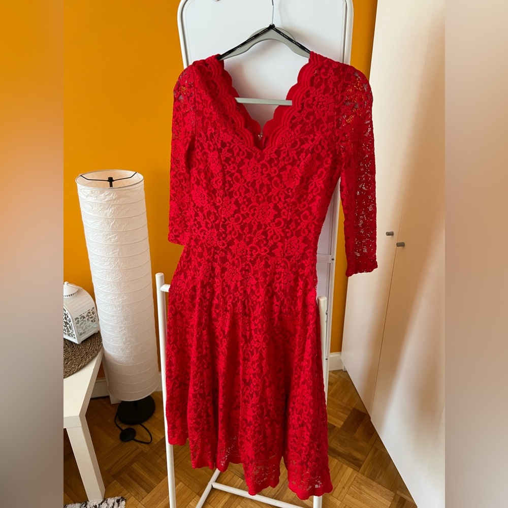 Orsay lace red midi dress